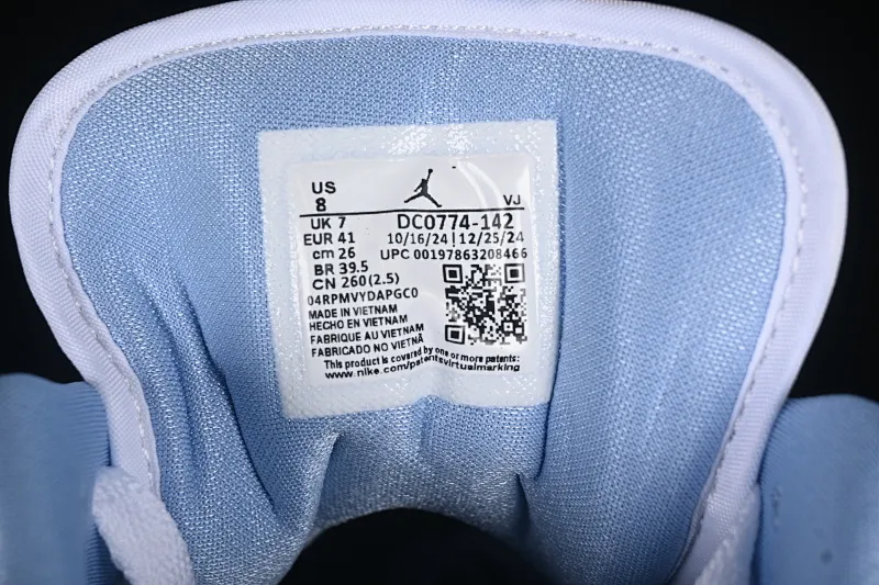 All categories Air Jordan Jordan series basketball shoes Air Jordan 1 Low Air Jordan 1 Low AJ1 Joe 1 white and blue low-top cultural and leisure sports sneakers DC0774-142
